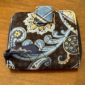 Vera Bradley Blue Paisley Quilted Zip Wallet Wristlet